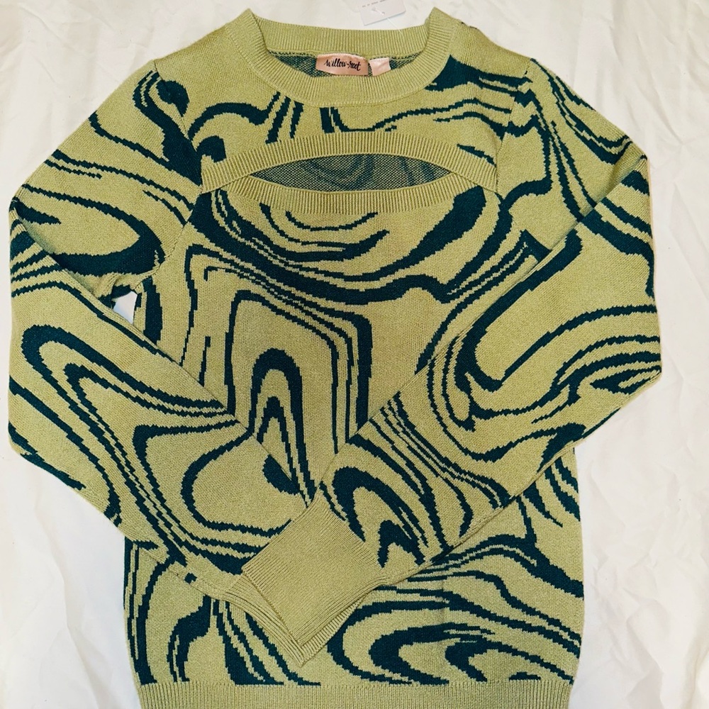 Willow and root green cut out sweater.